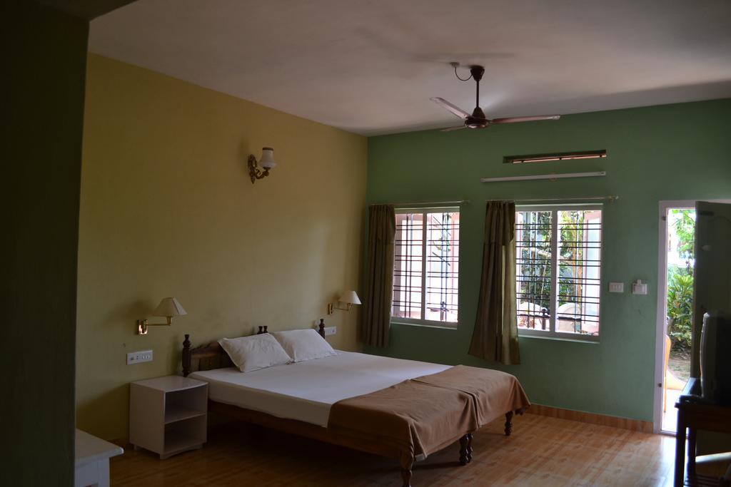 Apartamento Kerala House Thekkady Exterior foto