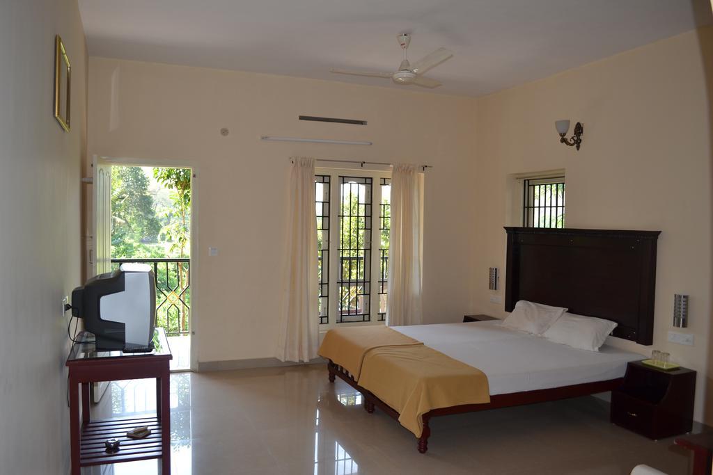 Apartamento Kerala House Thekkady Exterior foto